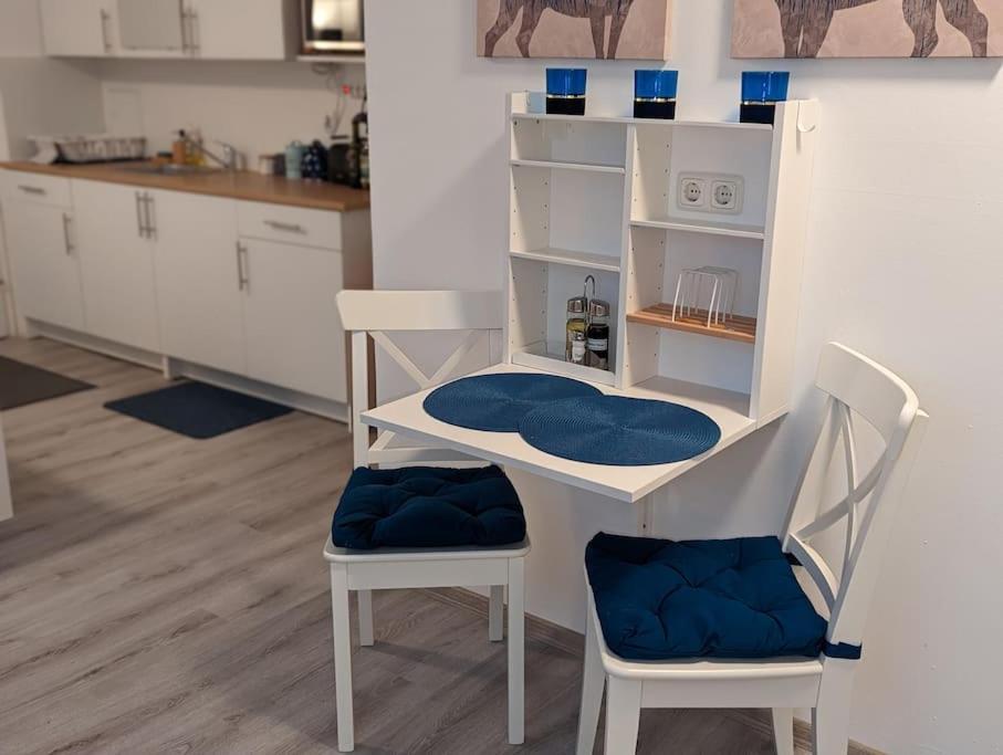 Lovely Studio With Free Parking On Premisis Asten Exterior foto